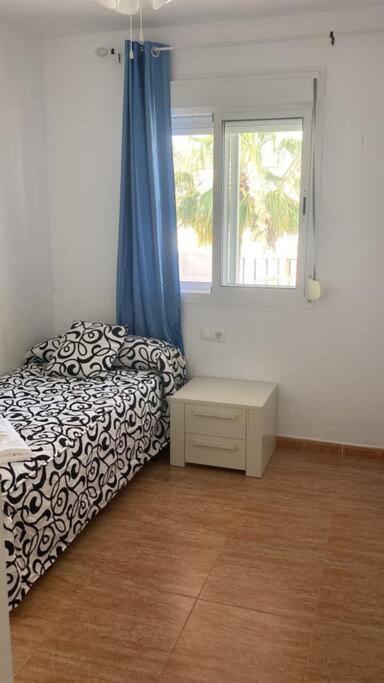 Apartamento A Pie De Playa Con Parking Privado Рота Екстериор снимка
